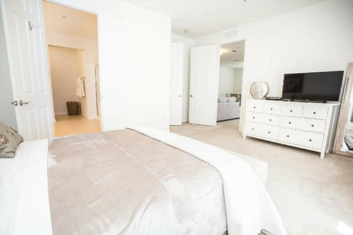 Modern Vacation Apartment With A Lake View At Vista Cay Resort Vc4816 Orlando Extérieur photo